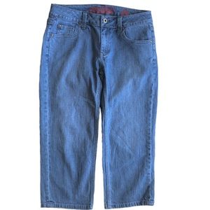 NY & Company Light Wash Curvy SOHO Crop Jeans-Sz 2